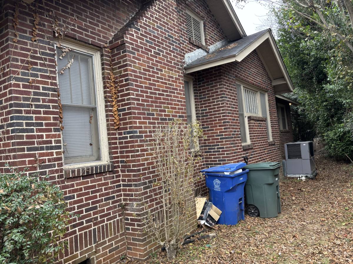 Apartment for rent at 1029 Kinard Court #1, Columbia, SC 29201