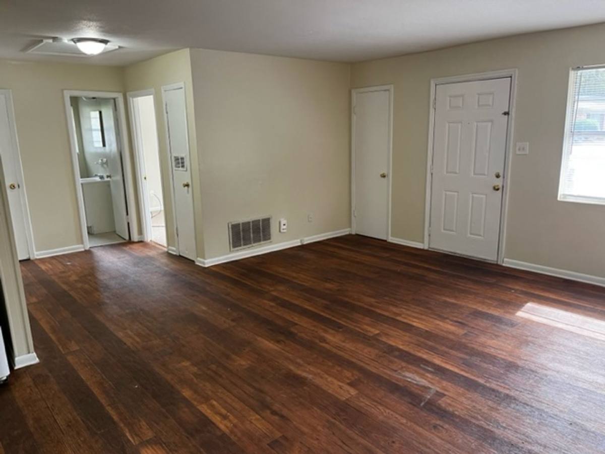 Apartment for rent at 104 Lankford Circle #C, Valdosta, GA 31601