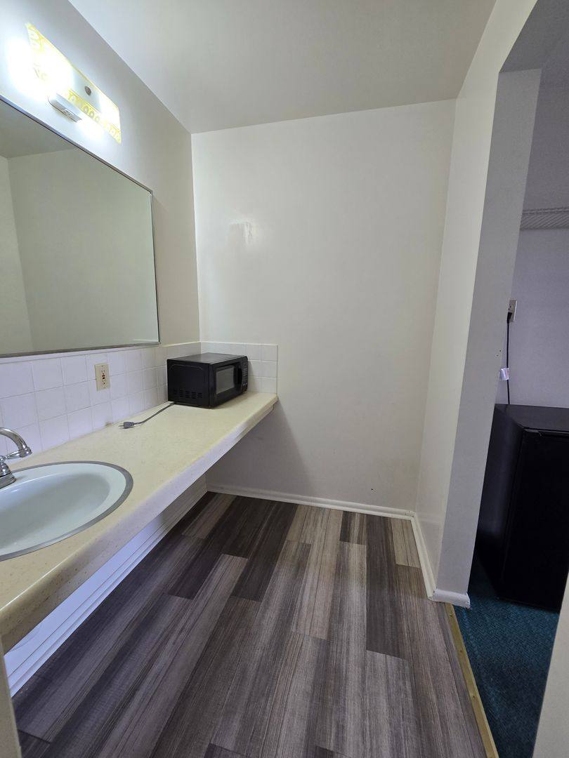 Apartment for rent at 15 N 5th, Miles City, MT 59301