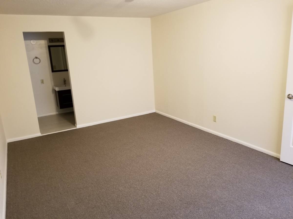 Apartment for rent at 15 N 5th, Miles City, MT 59301