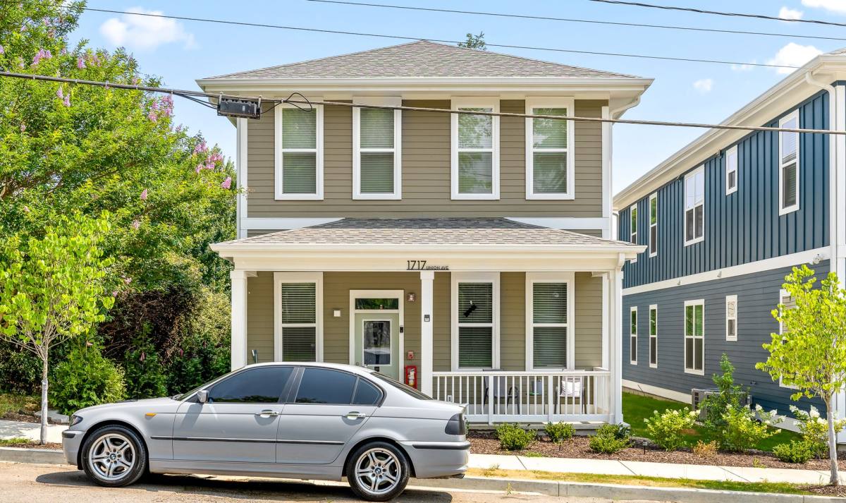 Apartment for rent at 1715 Union Ave, Chattanooga, TN 37404