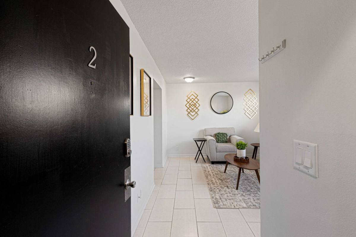 Apartment for rent at 4821 Nicholas St, Omaha, NE 68132