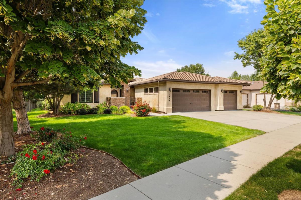 House for rent at 1839 N Livorno Way, Eagle, ID 83616