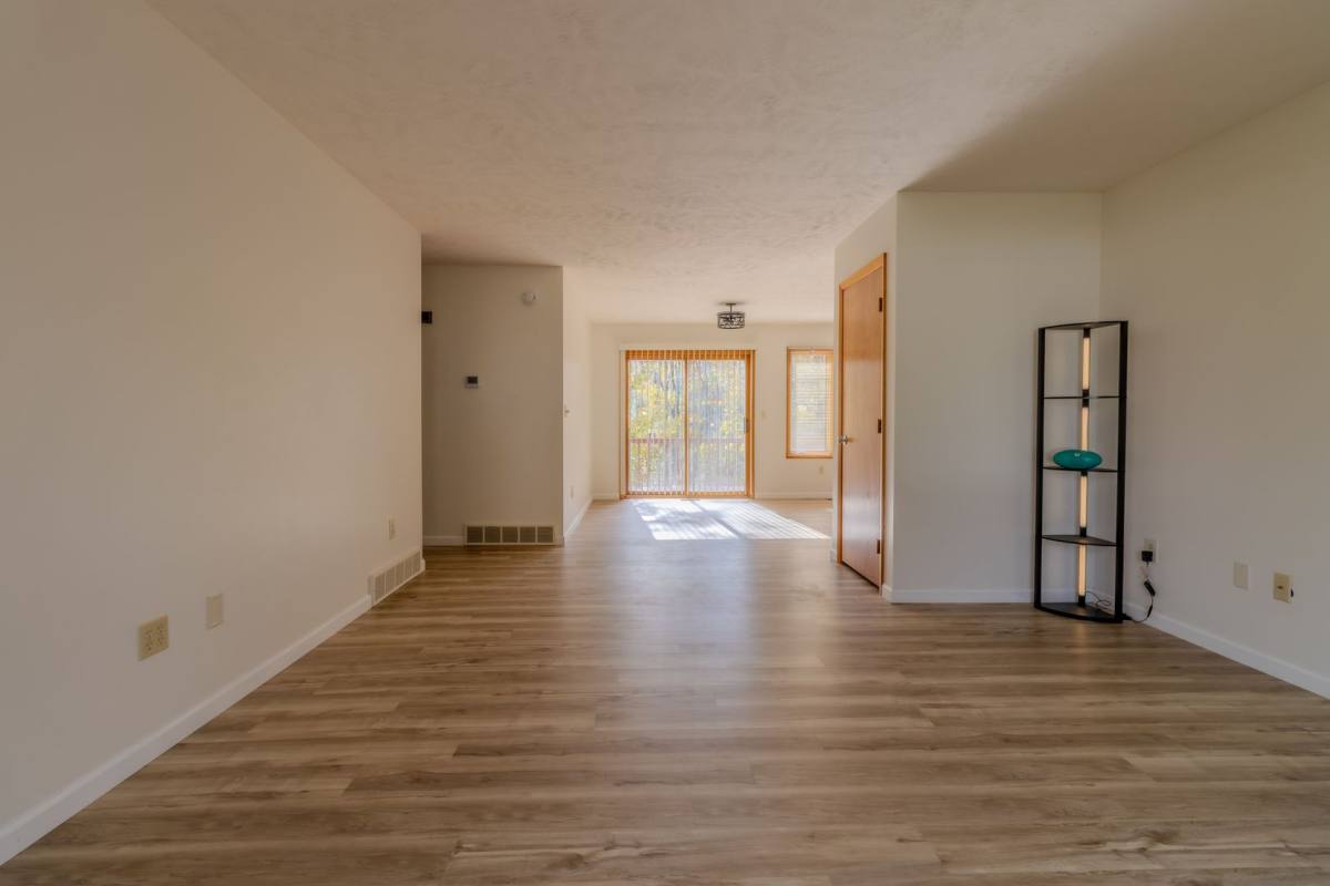 House for rent at 4227 Summerhill Rd, Traverse City, MI 49684