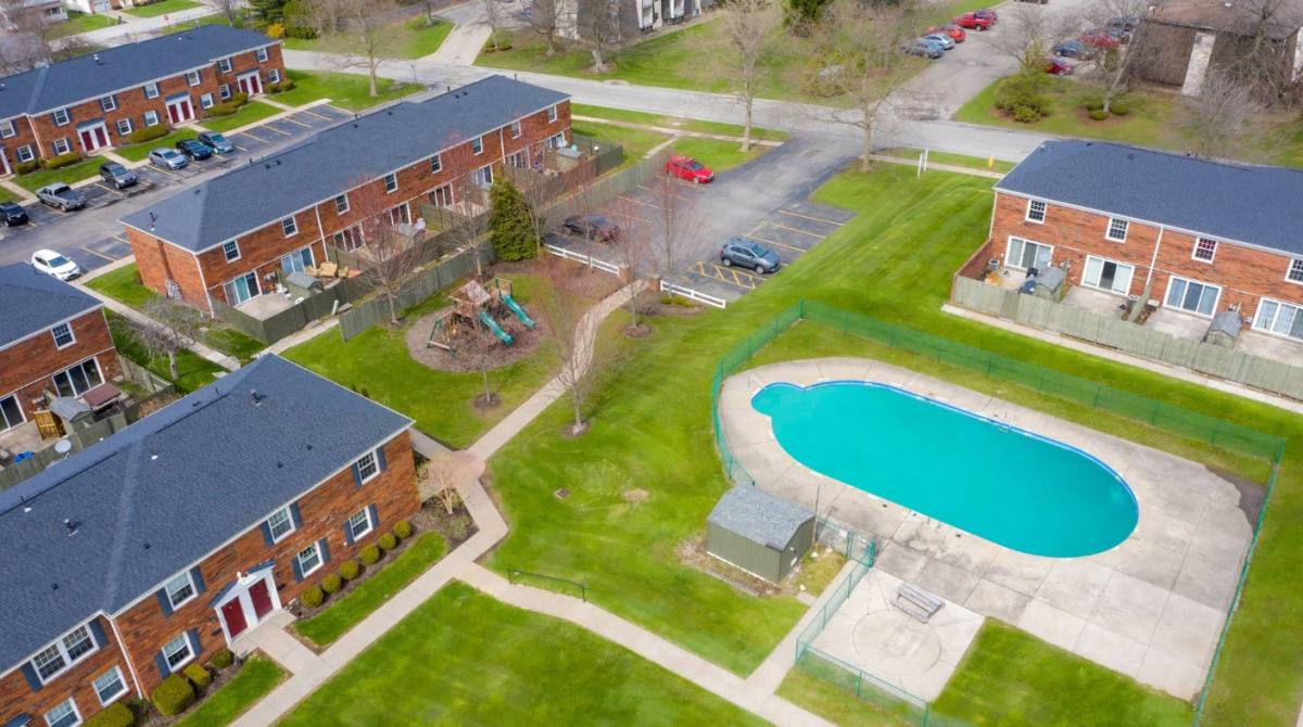 Apartment for rent at Carriage Hill Townhomes, 5765 Georgetown Dr, Erie, PA 16509