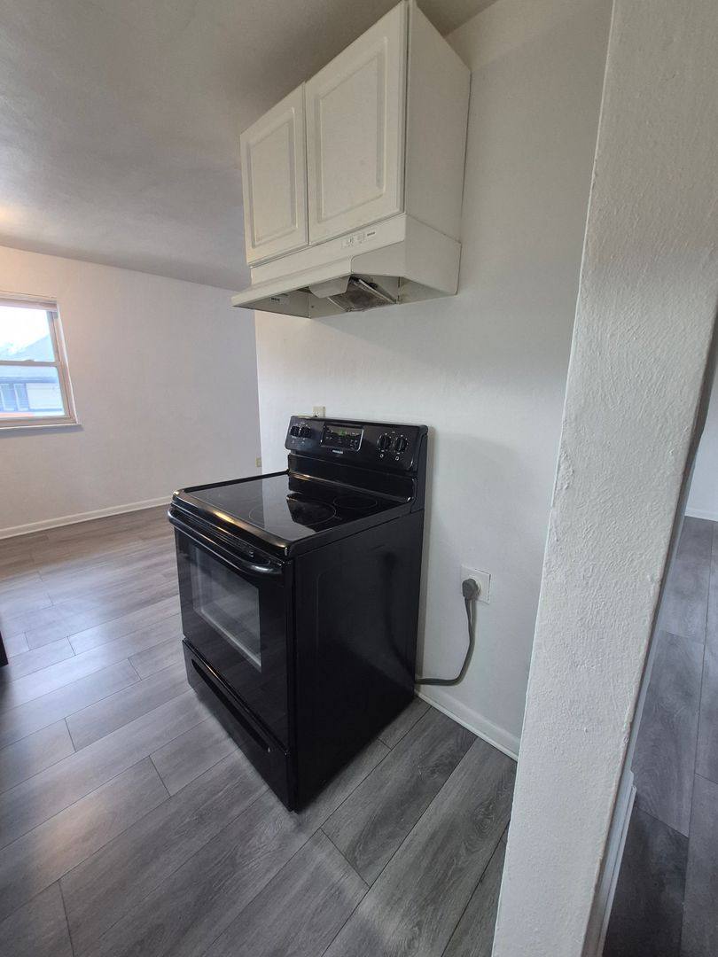 Apartment for rent at 1315 Wyoming St, Dayton, OH 45410
