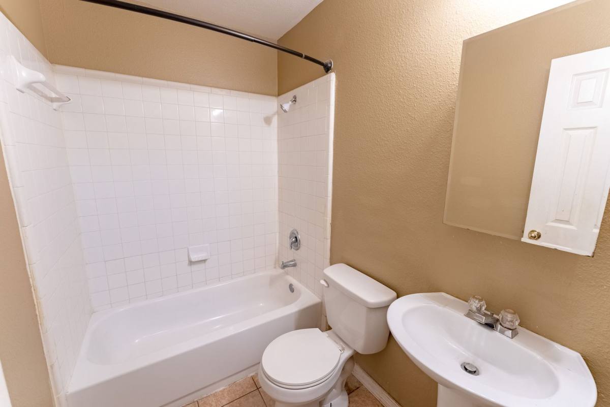 House for rent at 109 Granite Shoals Dr, Kyle, TX 78640
