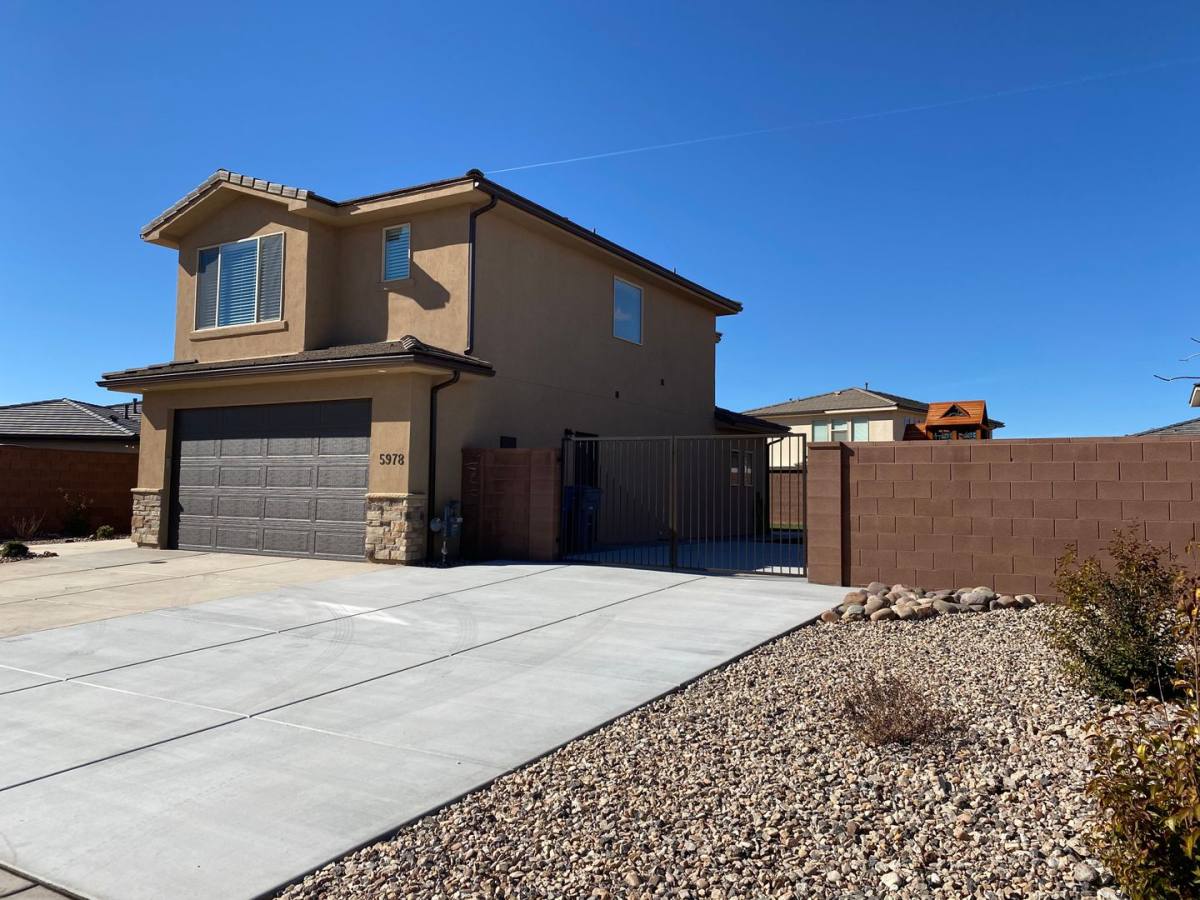 House for rent at 5978 S Kastra Lane, Saint George, UT 84790