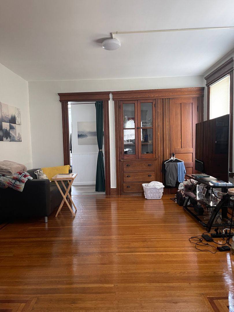 Apartment for rent at 23-25 Woodland St, New Haven, CT 06511
