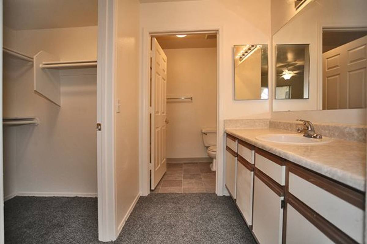 Apartment for rent at 1091 W Beta St, Green Valley, AZ 85614