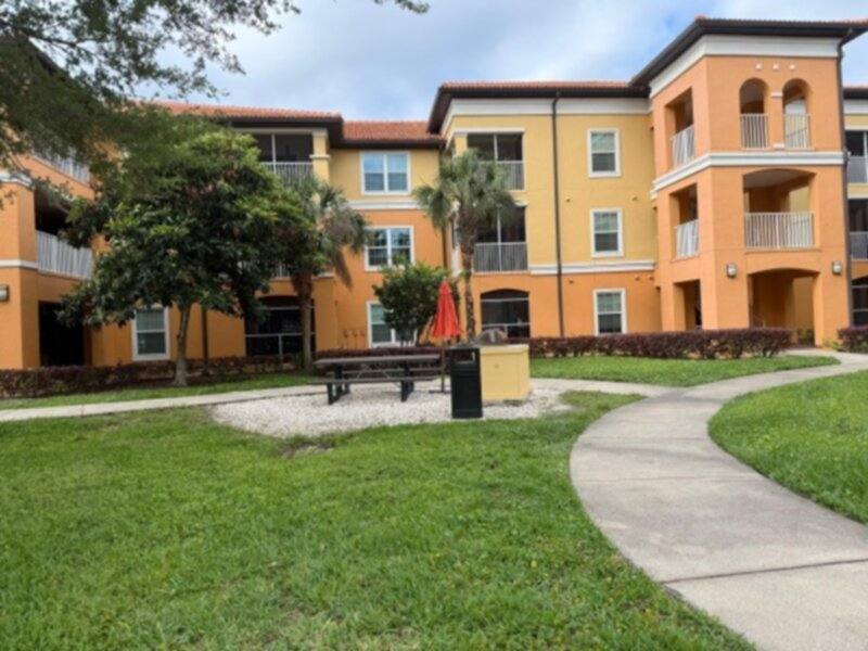 Condo for rent at 5471 Vineland Rd #7201, Orlando, FL 32811