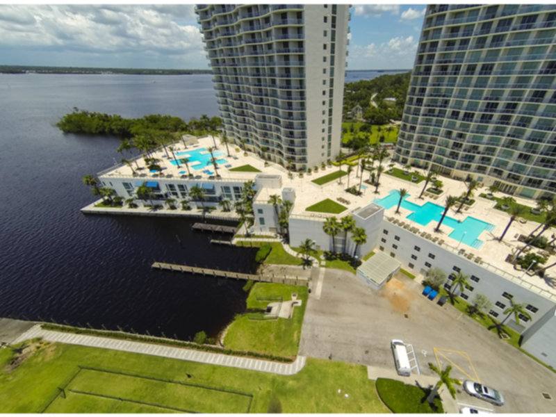 Apartment for rent at 3000 Oasis Grand Blvd #903, Fort Myers, FL 33916