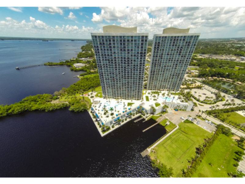 Apartment for rent at 3000 Oasis Grand Blvd #903, Fort Myers, FL 33916