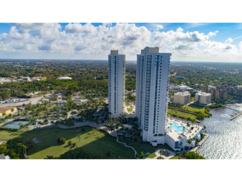 Apartment for rent at 3000 Oasis Grand Blvd #903, Fort Myers, FL 33916