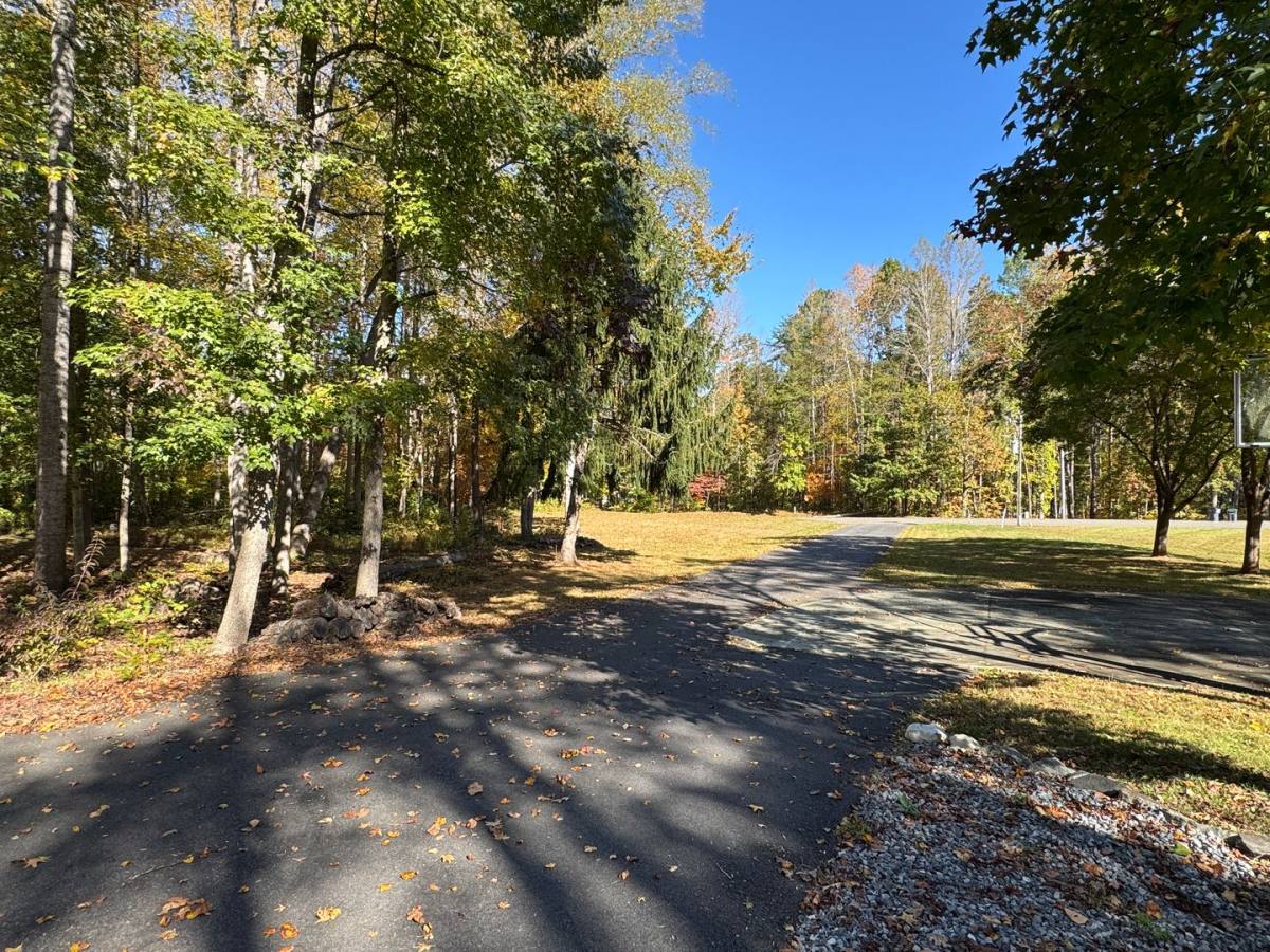 House for rent at 5 Artillery Dr, Fredericksburg, VA 22406