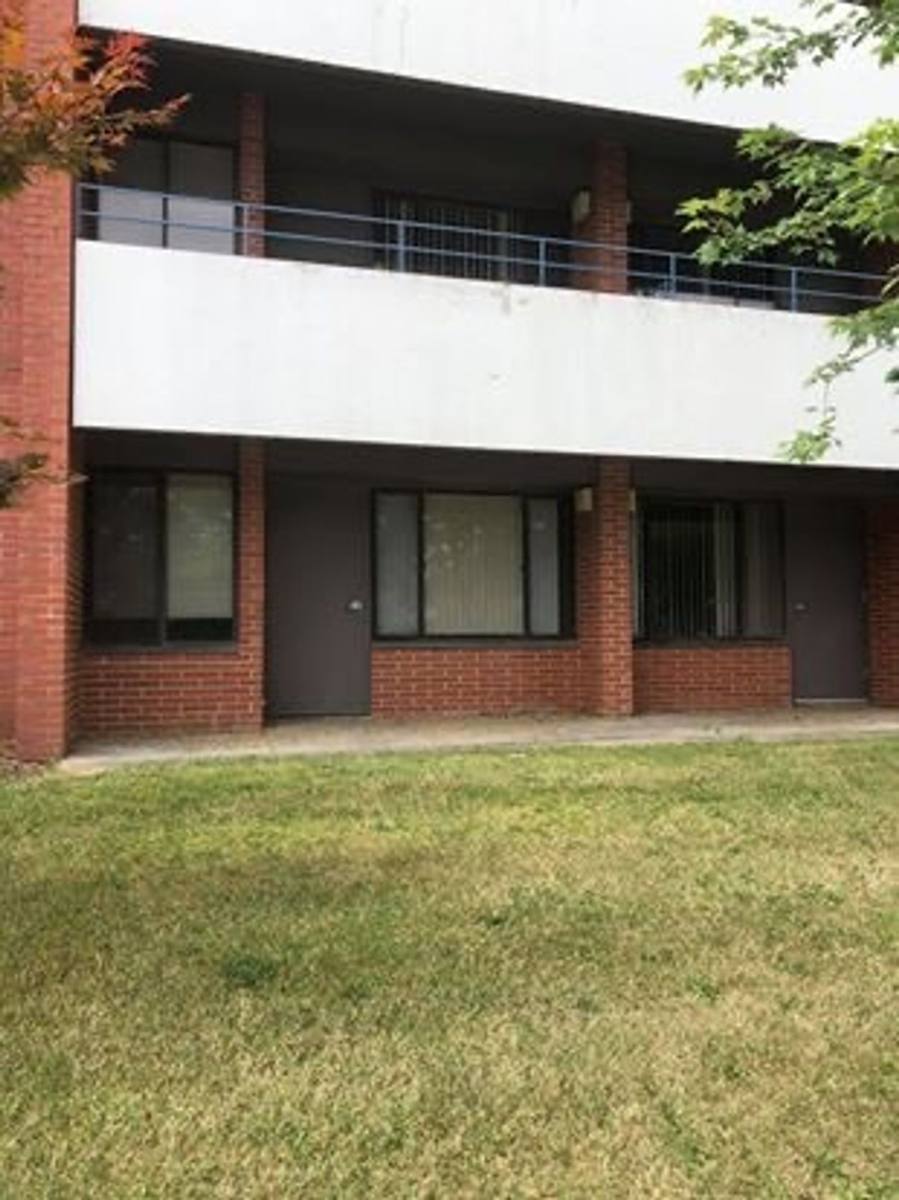 Apartment for rent at 2270 Bell Ave, Des Moines, IA 50321