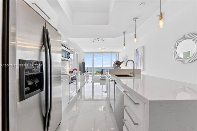 Apartment for rent at 888 Biscayne Blvd #2404, Miami, FL 33132