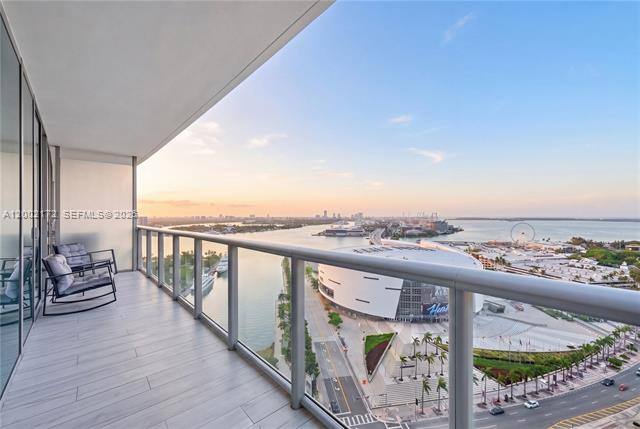 Apartment for rent at 888 Biscayne Blvd #2404, Miami, FL 33132