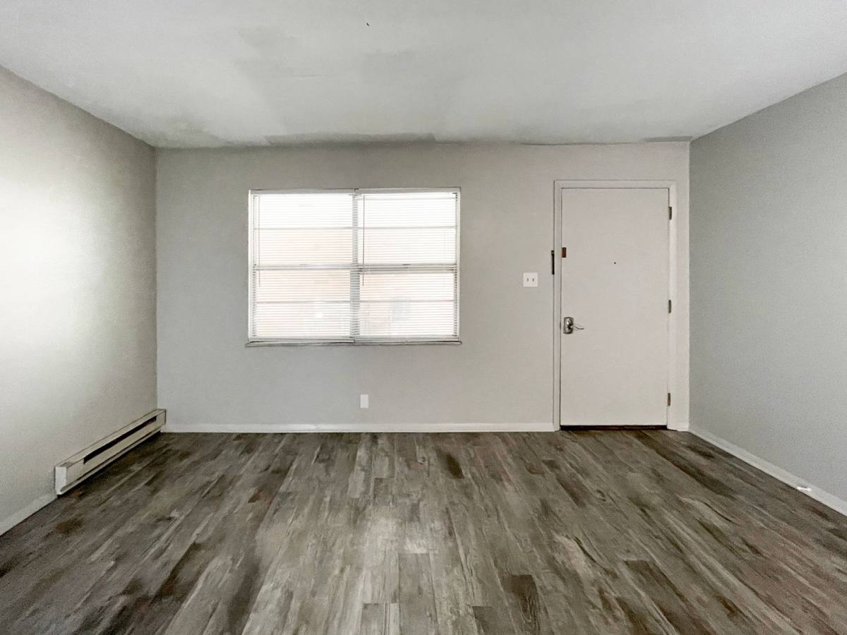 Apartment for rent at 2310 N Oakwood Ave, Muncie, IN 47304