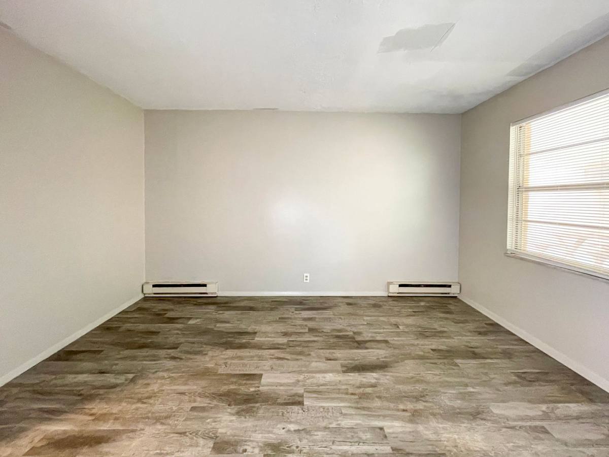 Apartment for rent at 2310 N Oakwood Ave, Muncie, IN 47304