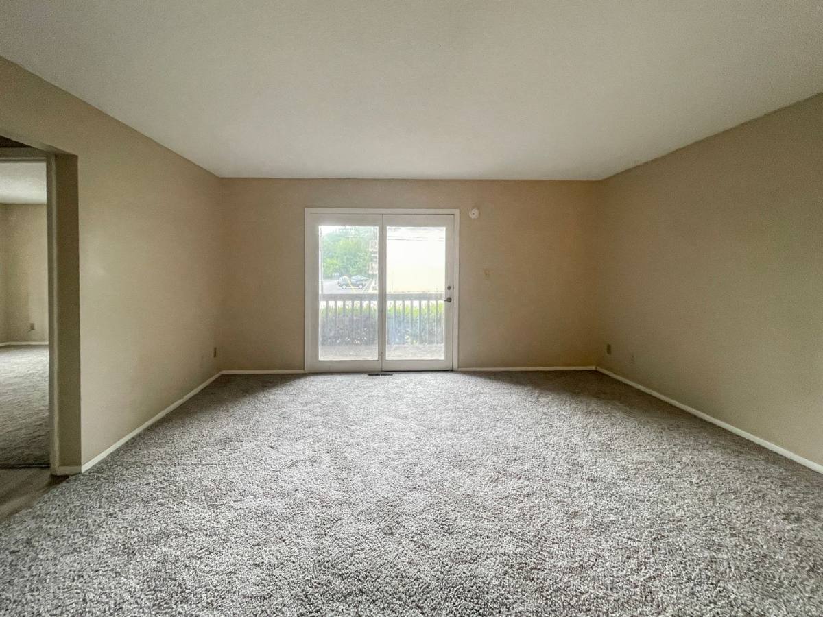 Apartment for rent at 920 N Linden St, Muncie, IN 47303