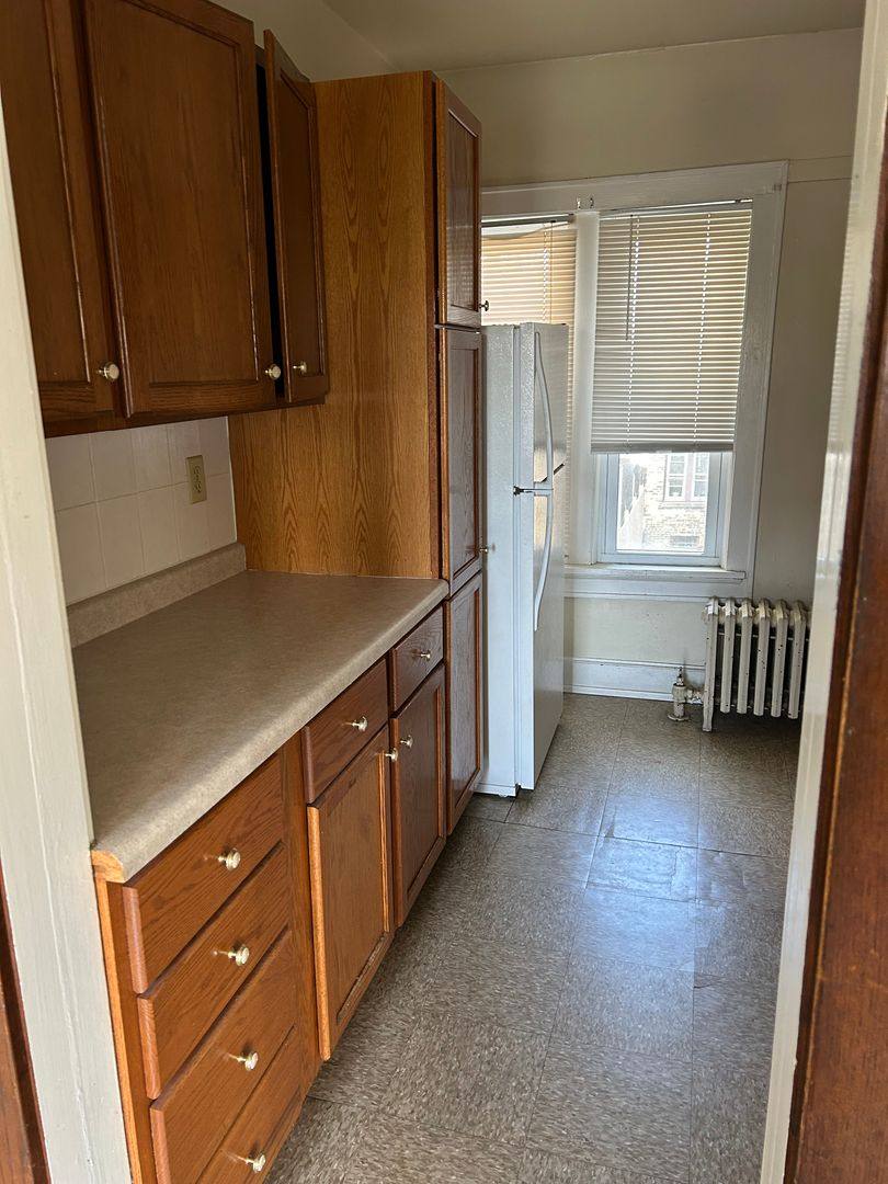 Apartment for rent at 522 S 6th St, Milwaukee, WI 53204