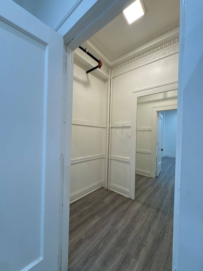 Apartment for rent at 133 S 4th St, Quincy, IL 62301