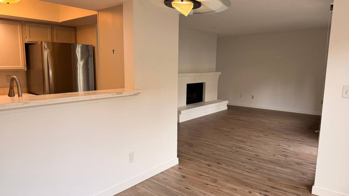 Condo for rent at 12904 126th Ct, NE, Kirkland, WA 98034