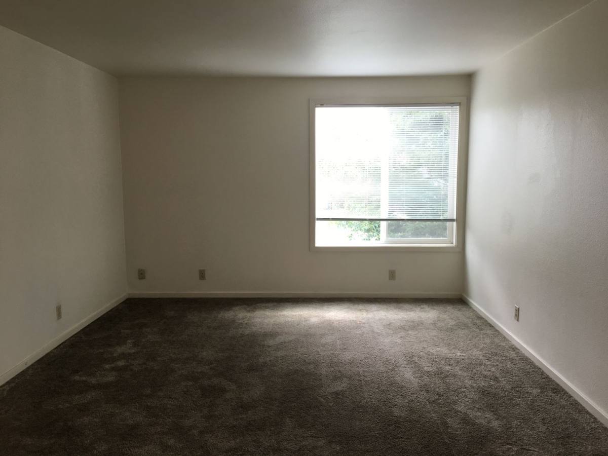 Apartment for rent at 183 E 19th, Eugene, OR 97401
