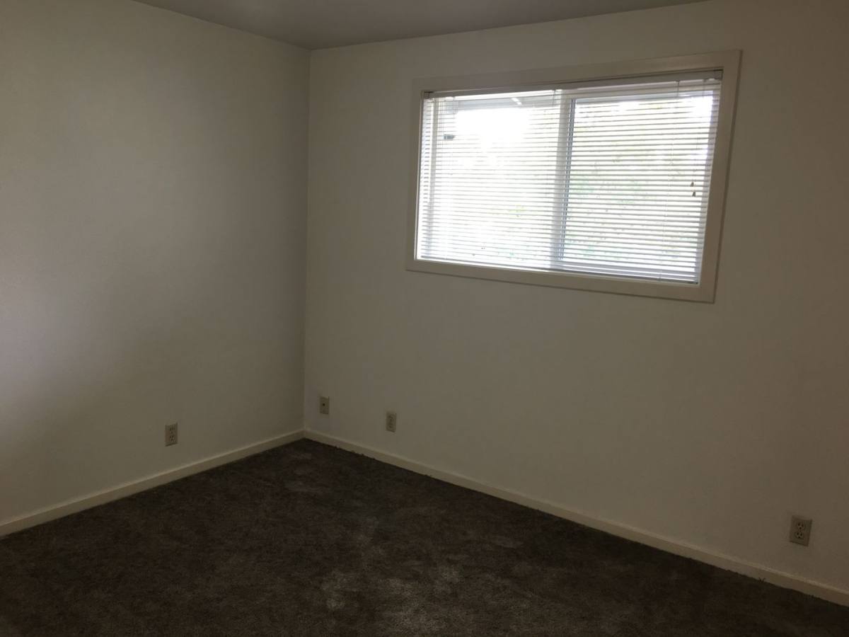 Apartment for rent at 183 E 19th, Eugene, OR 97401