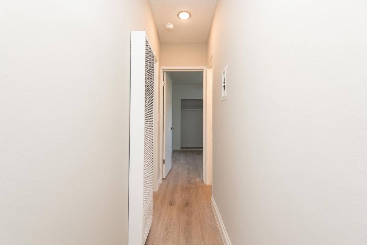 Apartment for rent at 1906 Shenandoah St, Los Angeles, CA 90034