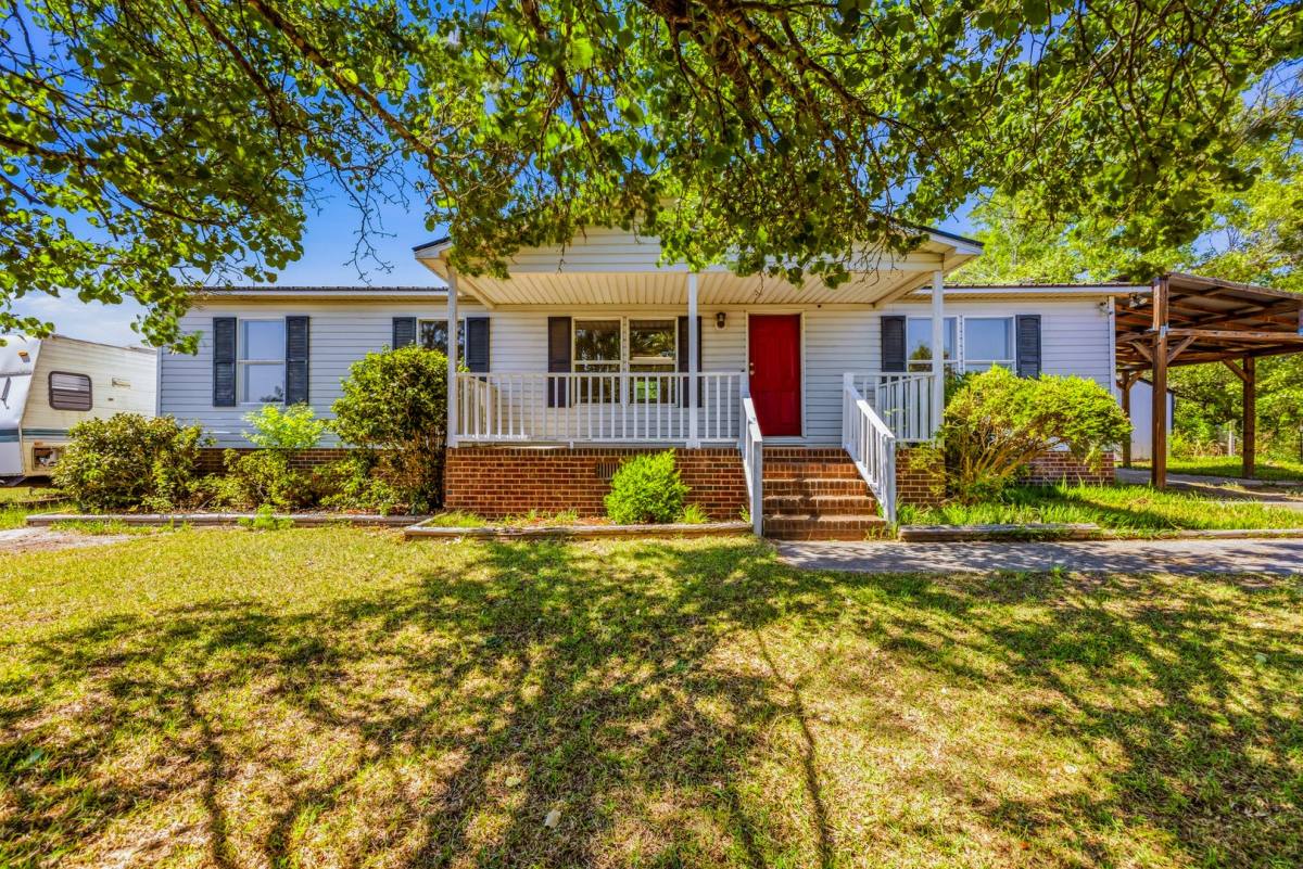 House for rent at 105 Valley Forge Way N, Cameron, NC 28326