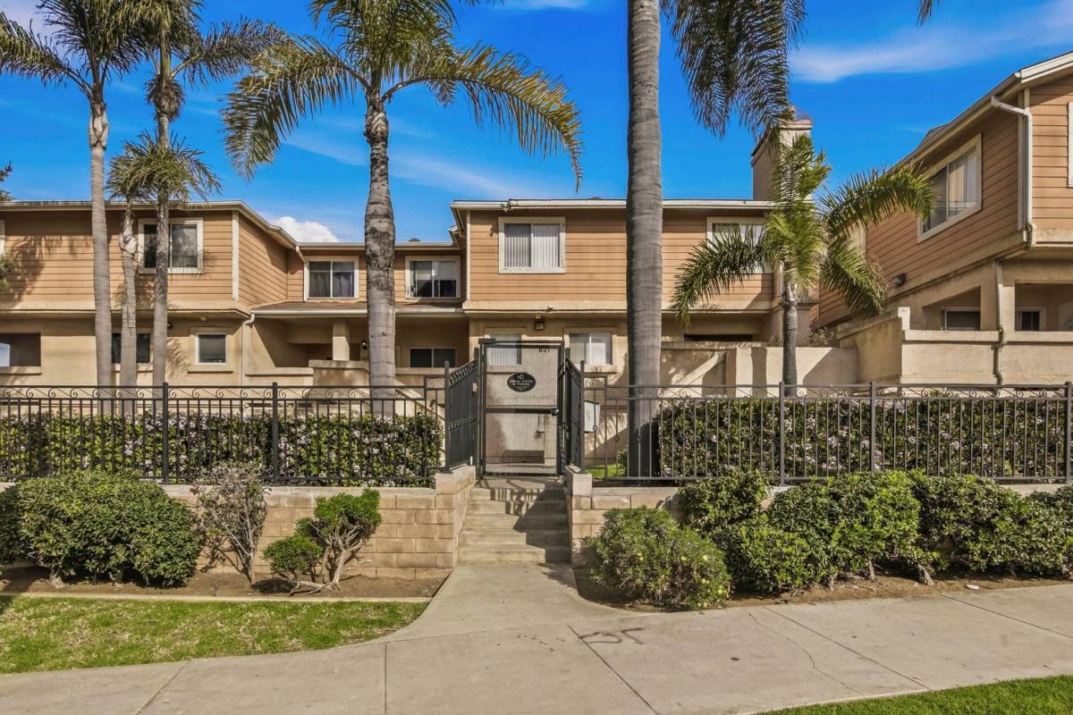 Apartment for rent at 621 D St, Chula Vista, CA 91910