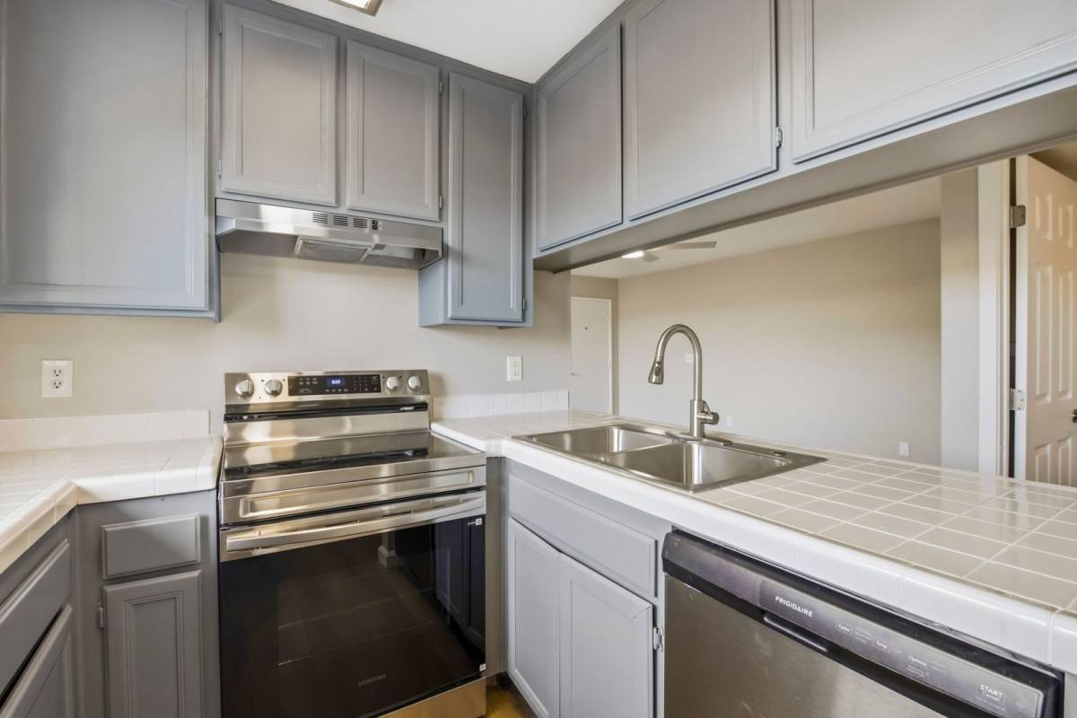 Apartment for rent at 621 D St, Chula Vista, CA 91910