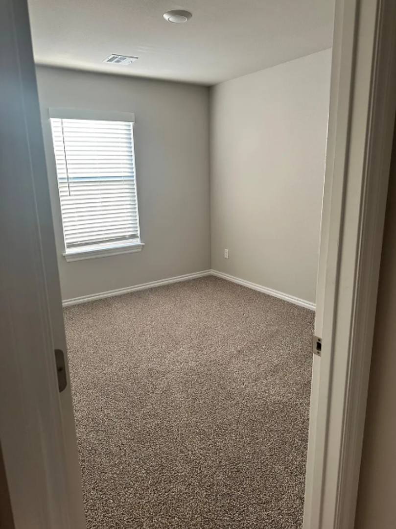 House for rent at 3117 Stonewall Dr, Bartlesville, OK 74006