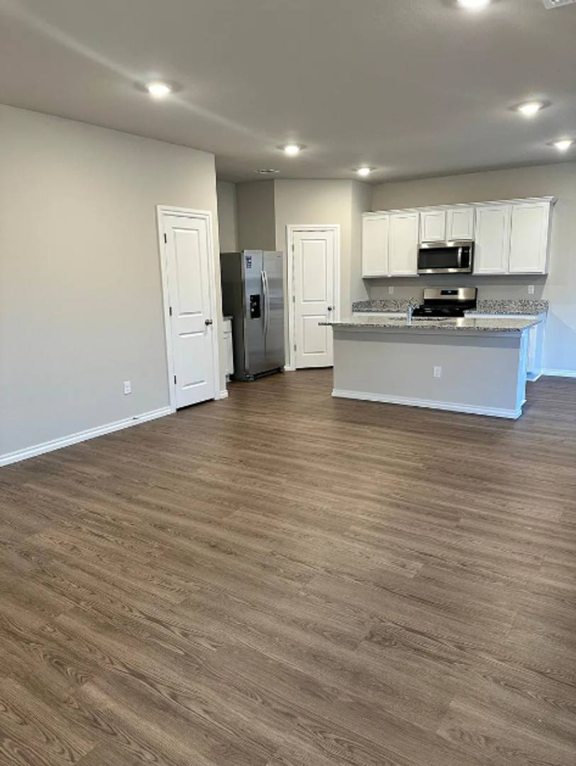 House for rent at 3117 Stonewall Dr, Bartlesville, OK 74006