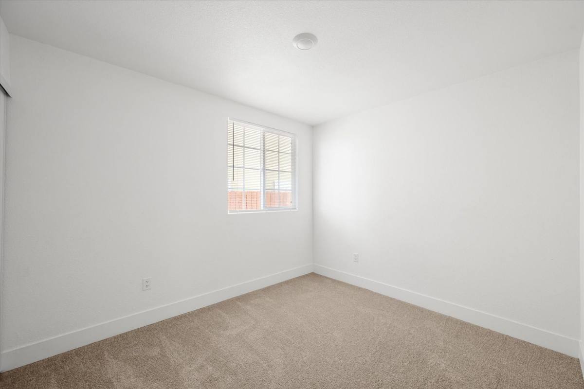Apartment for rent at 623 N 10th St, Las Vegas, NV 89101