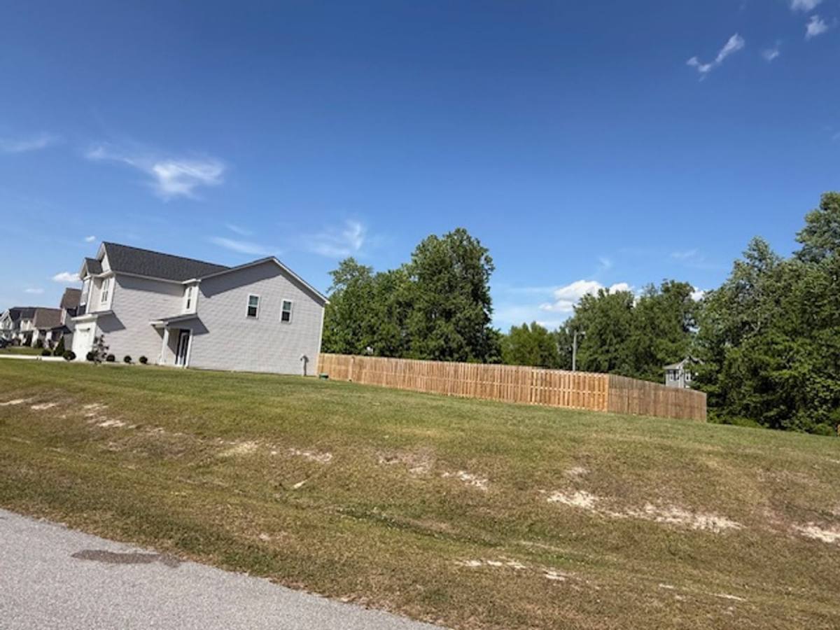House for rent at 400 Bulrush Court, Jacksonville, NC 28540