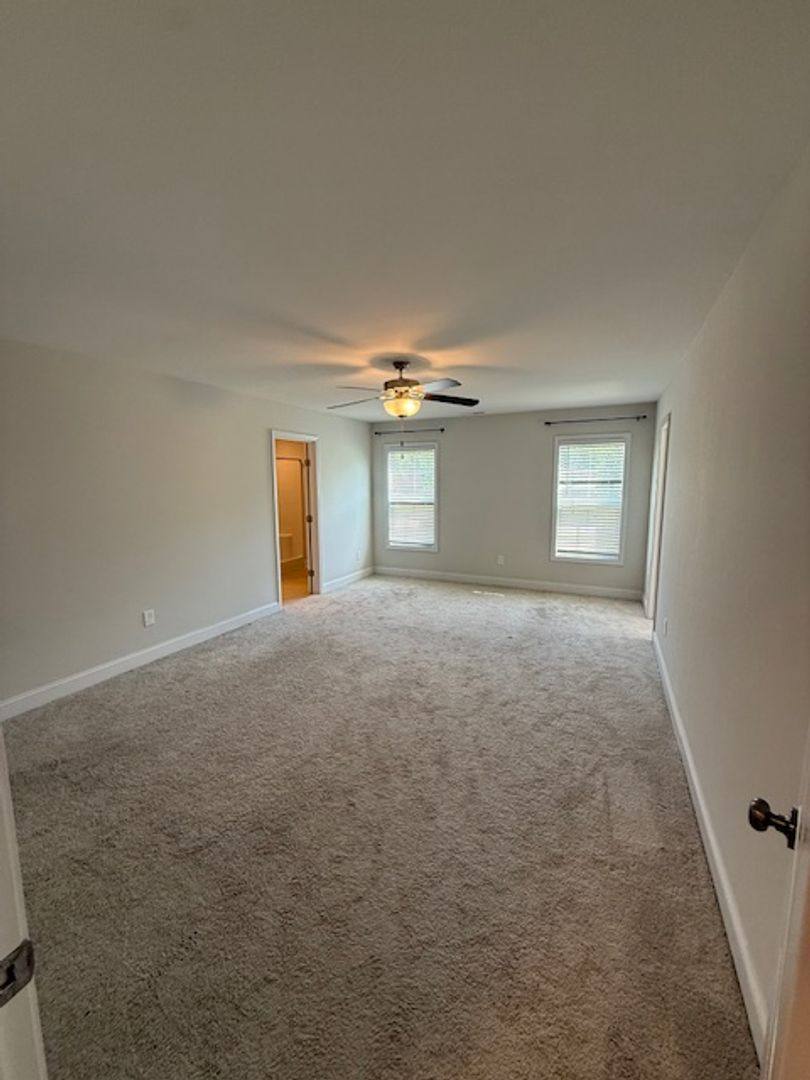 House for rent at 400 Bulrush Court, Jacksonville, NC 28540