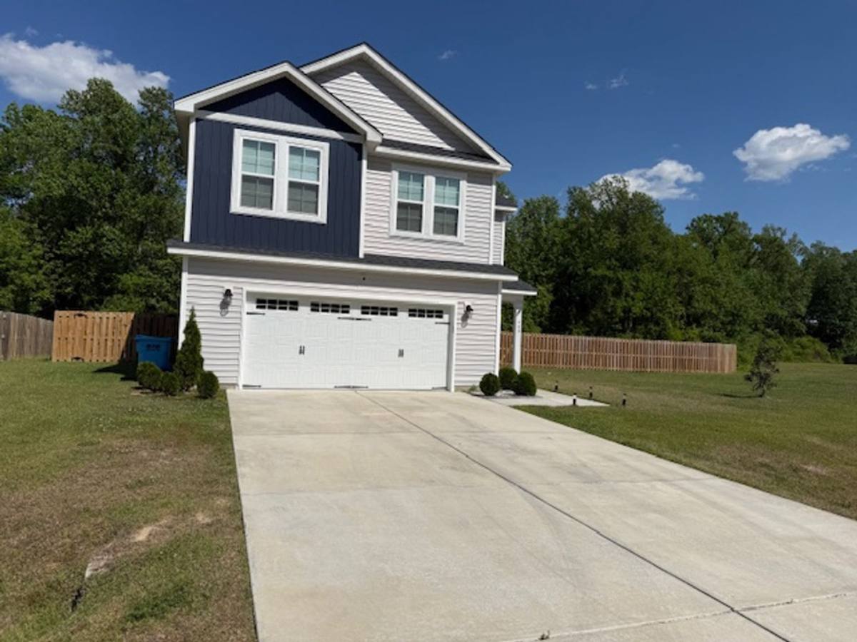 House for rent at 400 Bulrush Court, Jacksonville, NC 28540