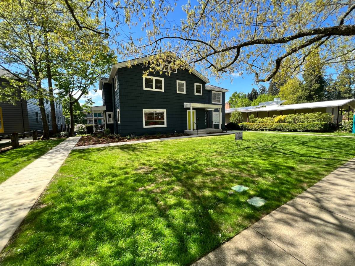 Apartment for rent at 1860 Potter St, Eugene, OR 97403