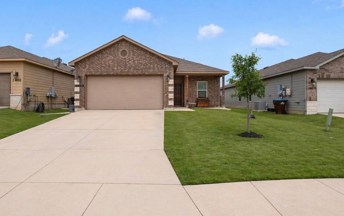 House for rent at 14606 Hackamore Way, Elmendorf, TX 78112