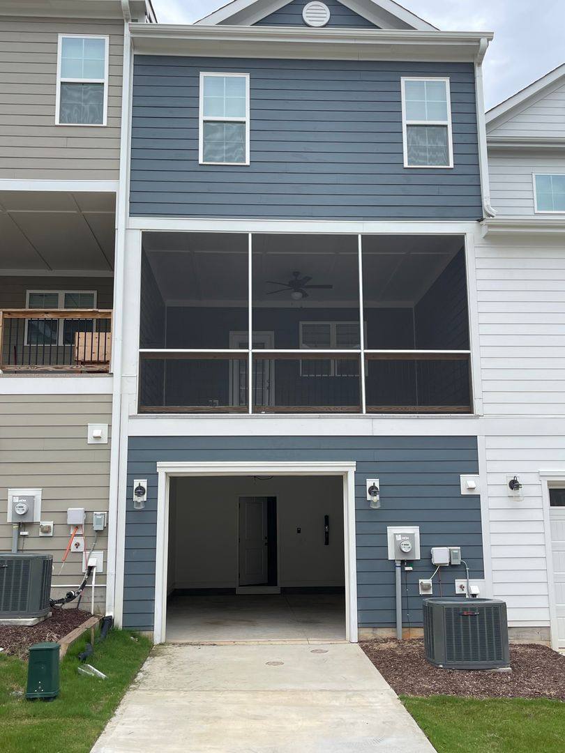 Townhouse for rent at 1010 Gateway Commons Circle, Wake Forest, NC 27587