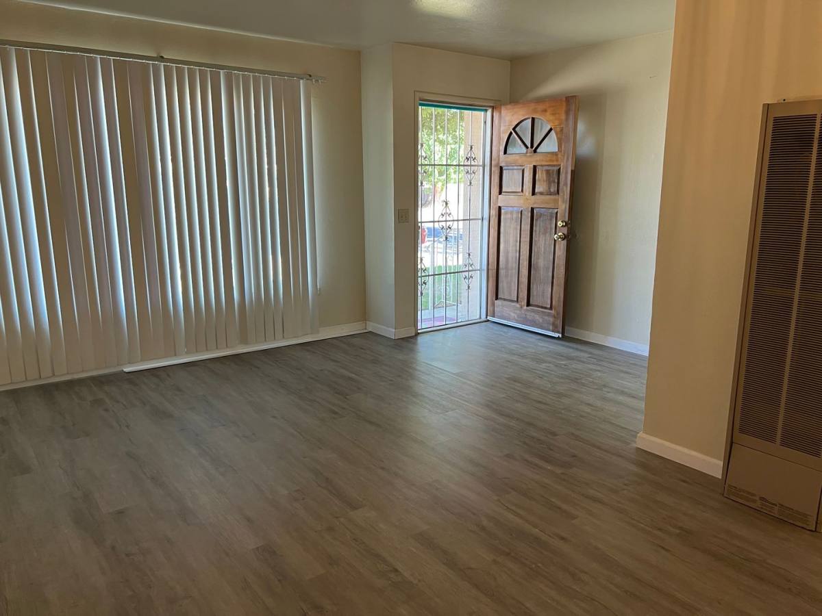 Apartment for rent at 2007-2009 N Teilman Ave, Fresno, CA 93705