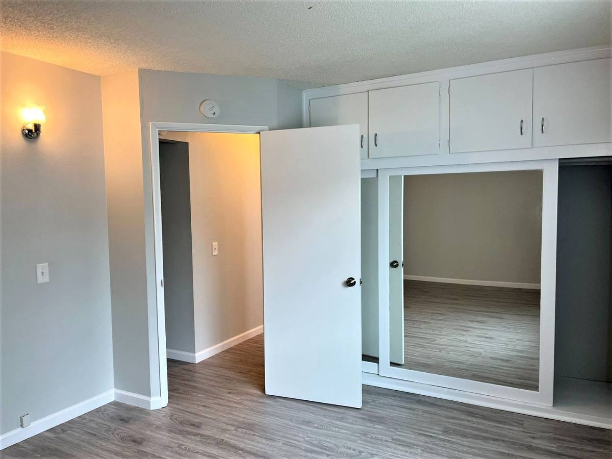 Apartment for rent at 4119-4131 Pixie Ave, Lakewood, CA 90712