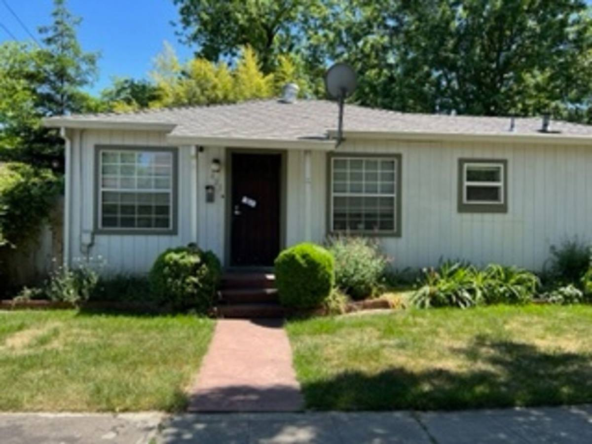 House for rent at 421 W 6th Ave, Chico, CA 95926