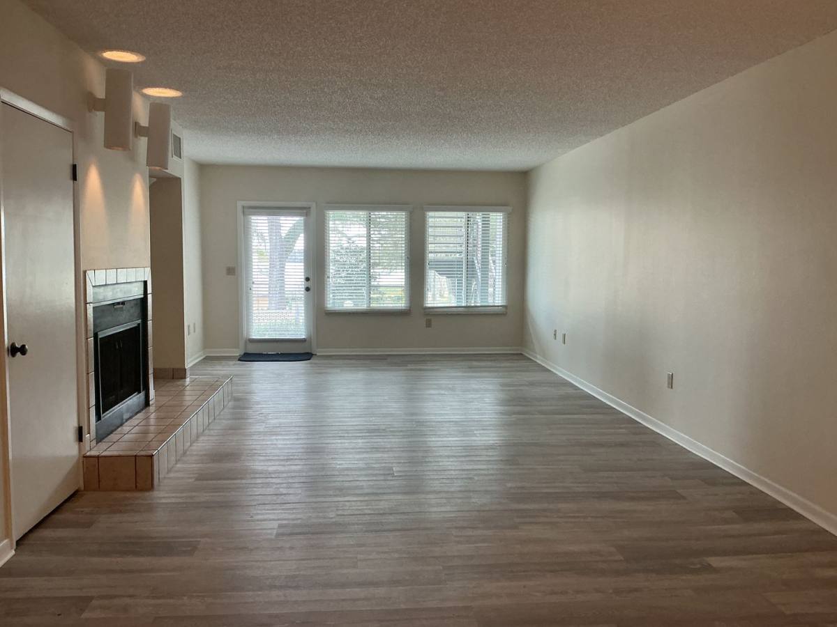 Condo for rent at 1 Lake Hollingsworth Dr, Lakeland, FL 33803
