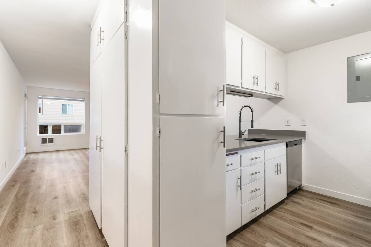Apartment for rent at 1021 24th St, Bellingham, WA 98225