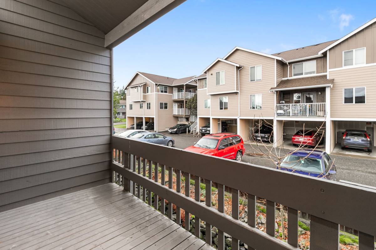 Apartment for rent at 1021 24th St, Bellingham, WA 98225
