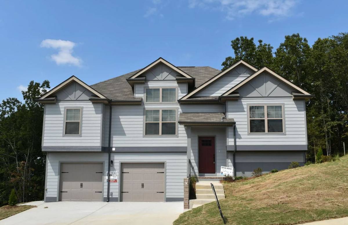 House for rent at 7232 Old Bug Lane, Ooltewah, TN 37363